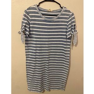 Jane and Delancey Blue And White Striped T-Shirt Dress With Tie Sleeve Casual S
